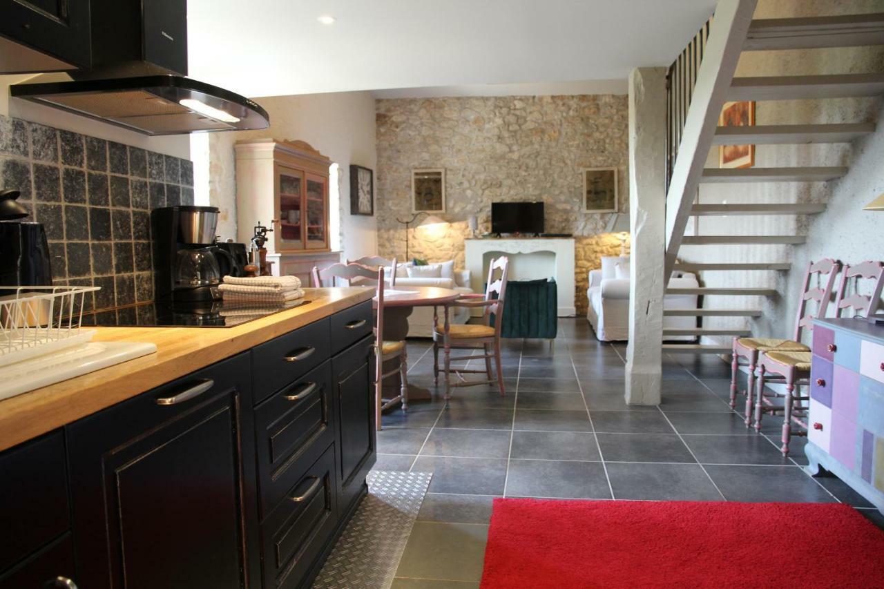 Bed and Breakfast Le Pré de l'Aube Montjoyer Esterno foto